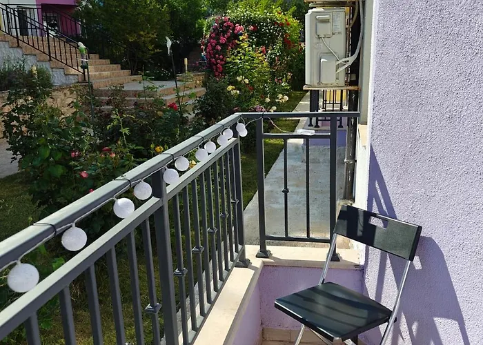 Viktoria * بالشيك