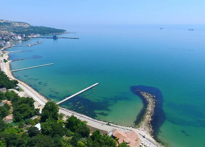 Viktoria * بالشيك